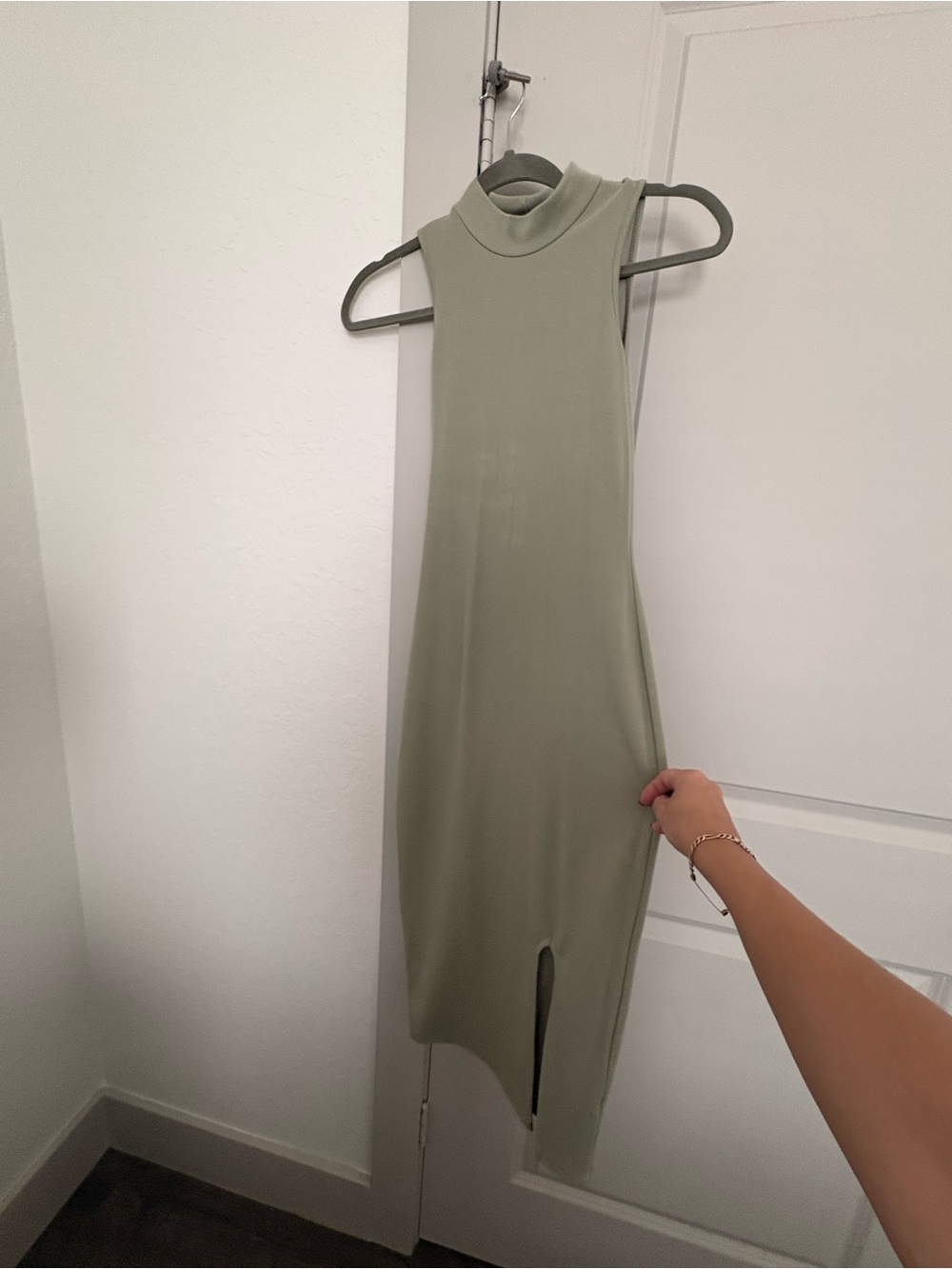 Sleeveless High-Neck Olive Green Midi Dress